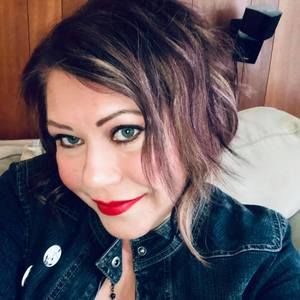 Meet your Posher, Carrie